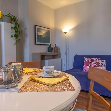 Mamma Ciccia Holiday Home - Old Village Apartment